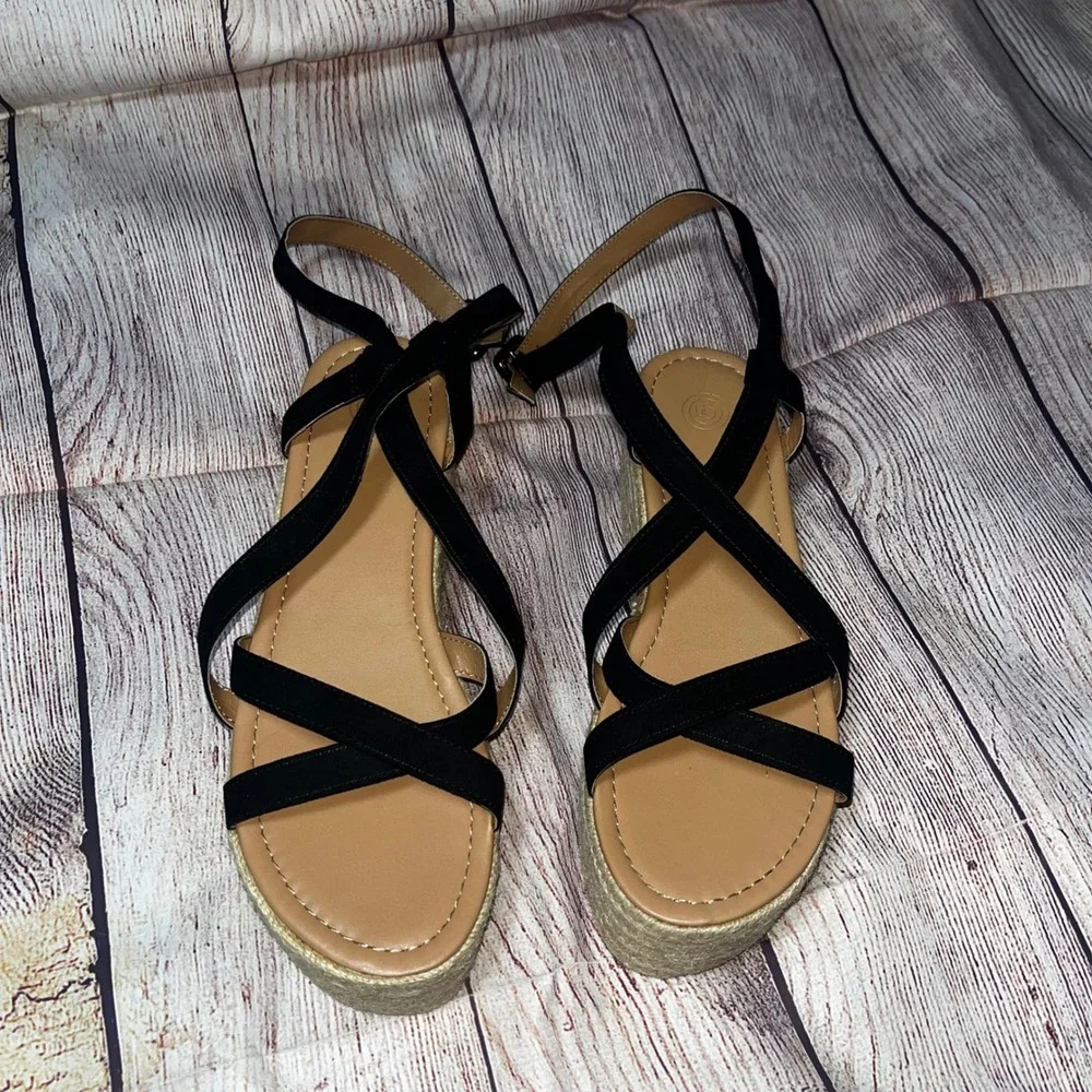 Urban Outfitters Black Strappy‎ Espadrille Platform Sandals Womens 8 Flatform